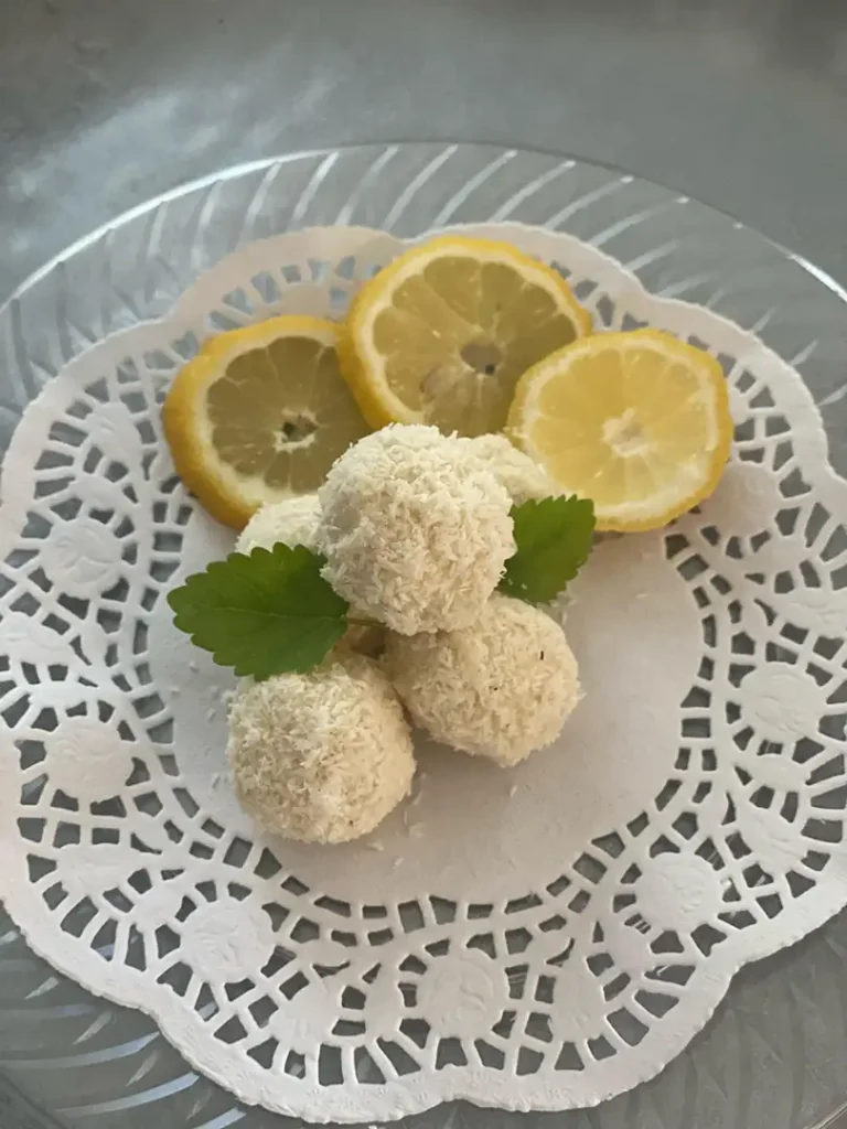 Lemon cheese cake truffles